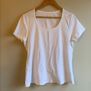 Boden white scoopneck tee